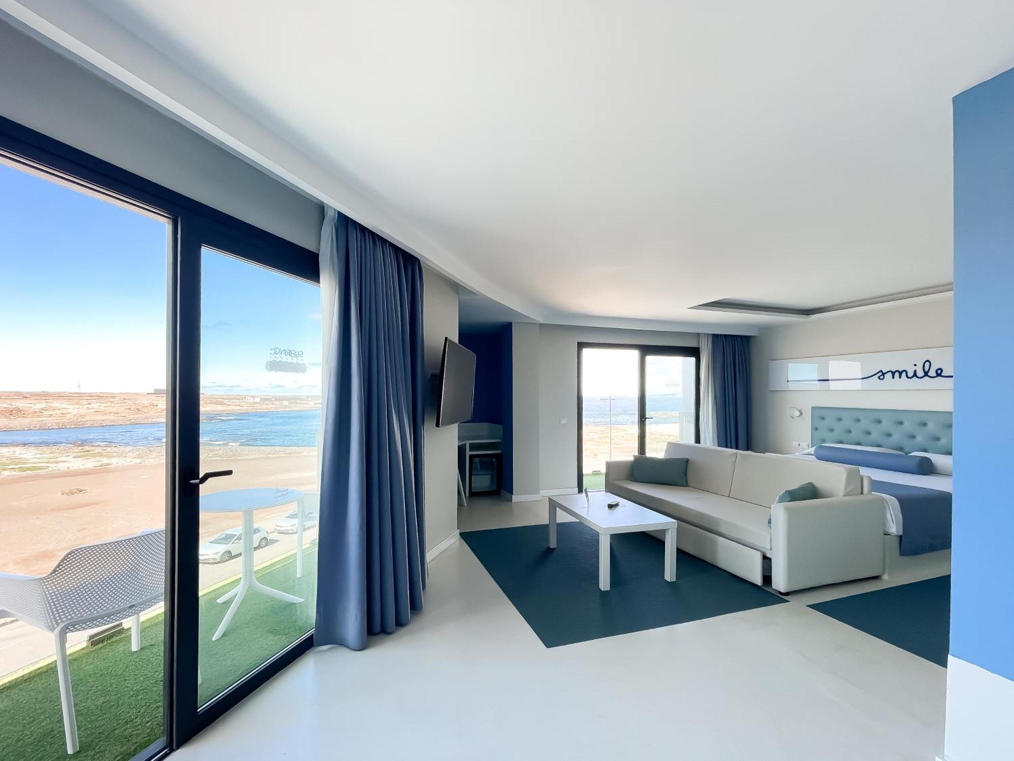 Corralejo Surfing Colors Hotel&Apartments Екстериор снимка