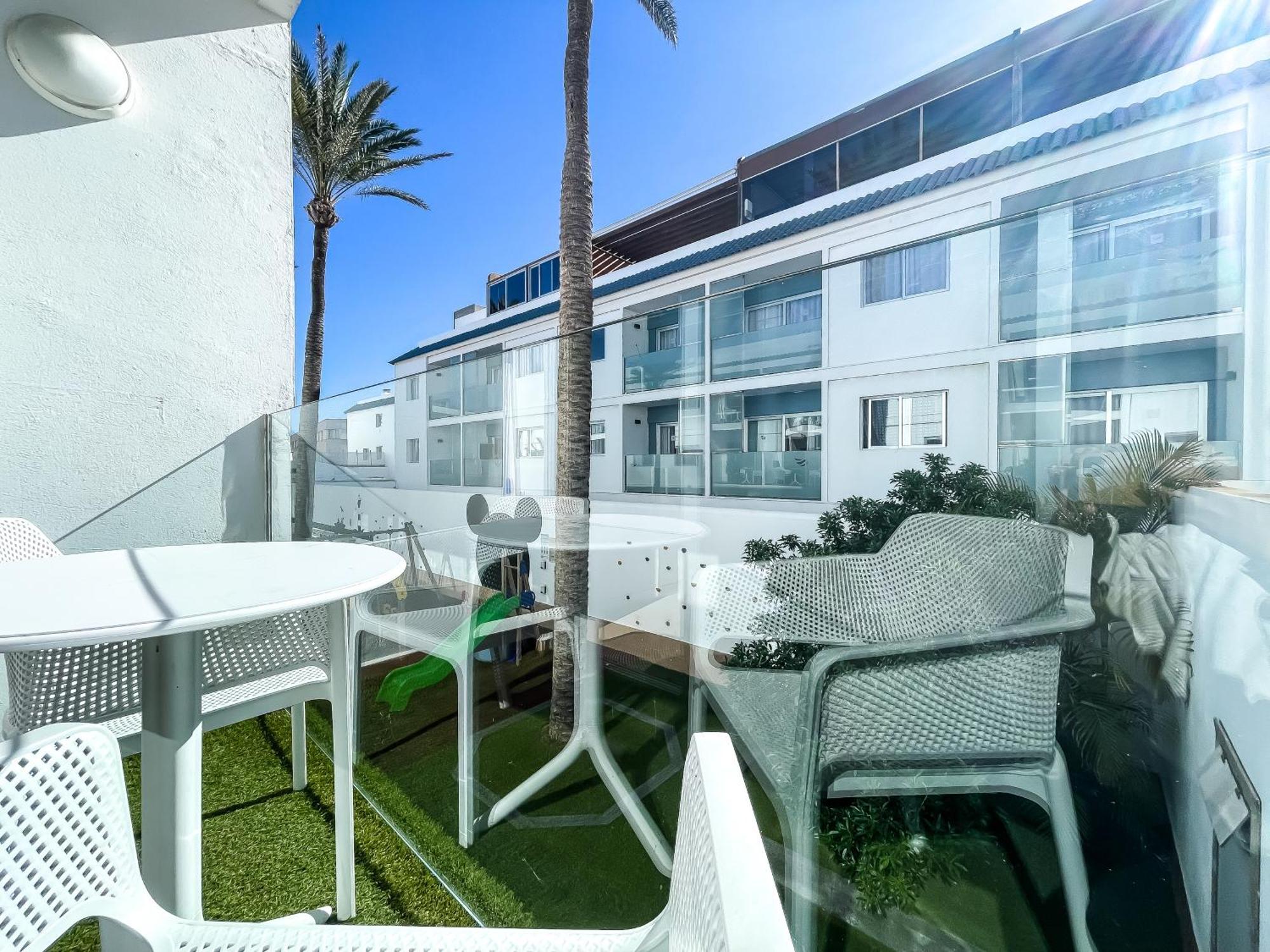 Corralejo Surfing Colors Hotel&Apartments Екстериор снимка